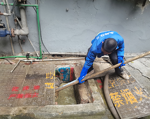 红寺堡清掏化粪池